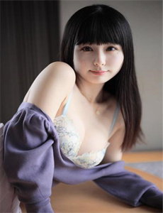 用手指伸进去摸G点她感到疼-精品黄色片